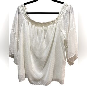Maurice’s size large ivory off the shoulder Swiss dot bell sleeve blouse